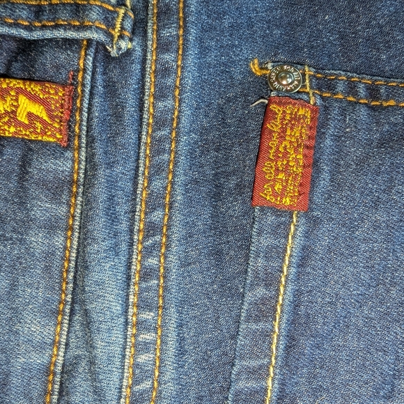 7 For All Mankind Denim Shorts | Kids 8 | Denim Blue - Picture 5 of 8